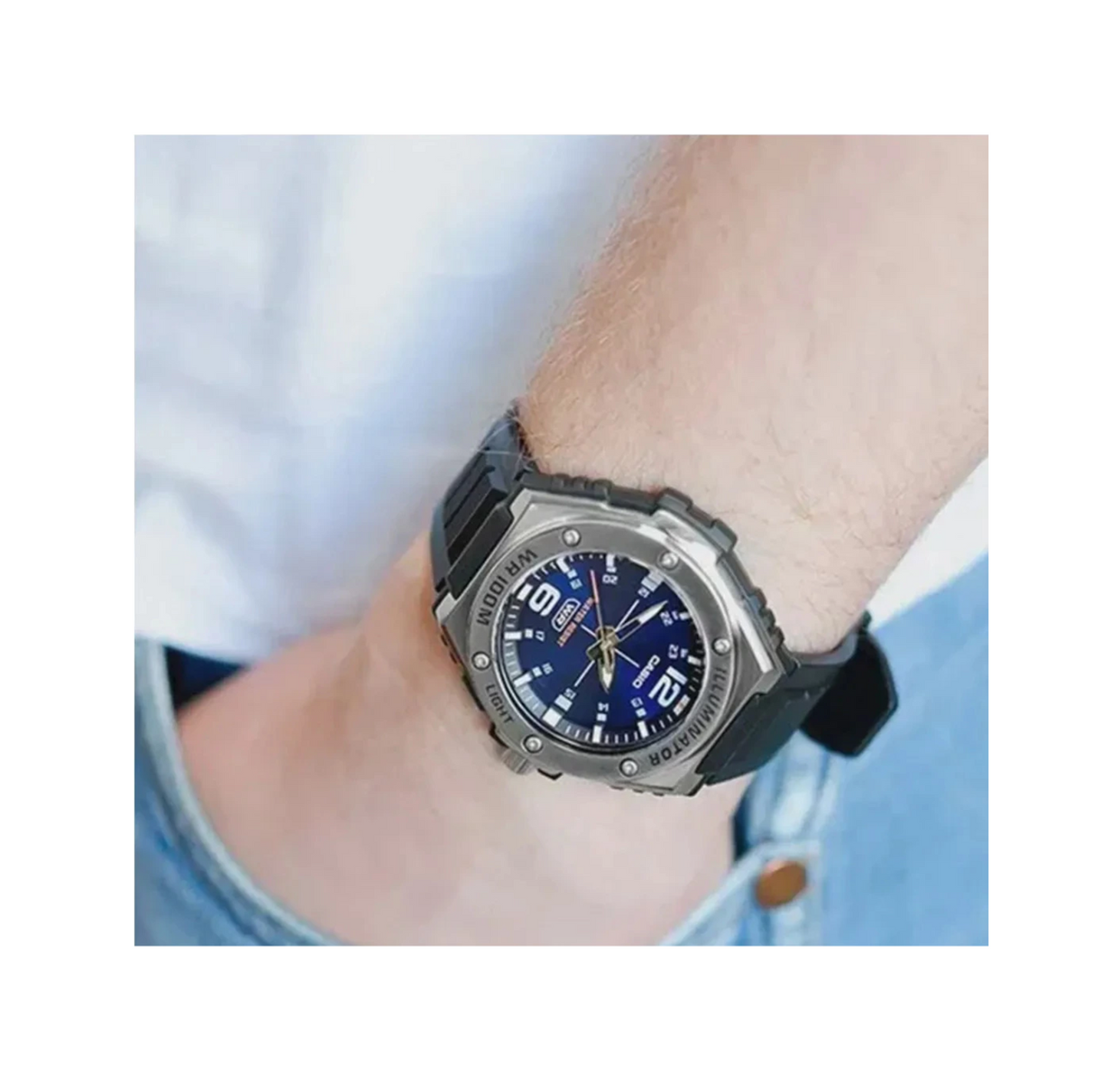 Reloj Casio MWA-100H-2AV Análogo con Luz LED