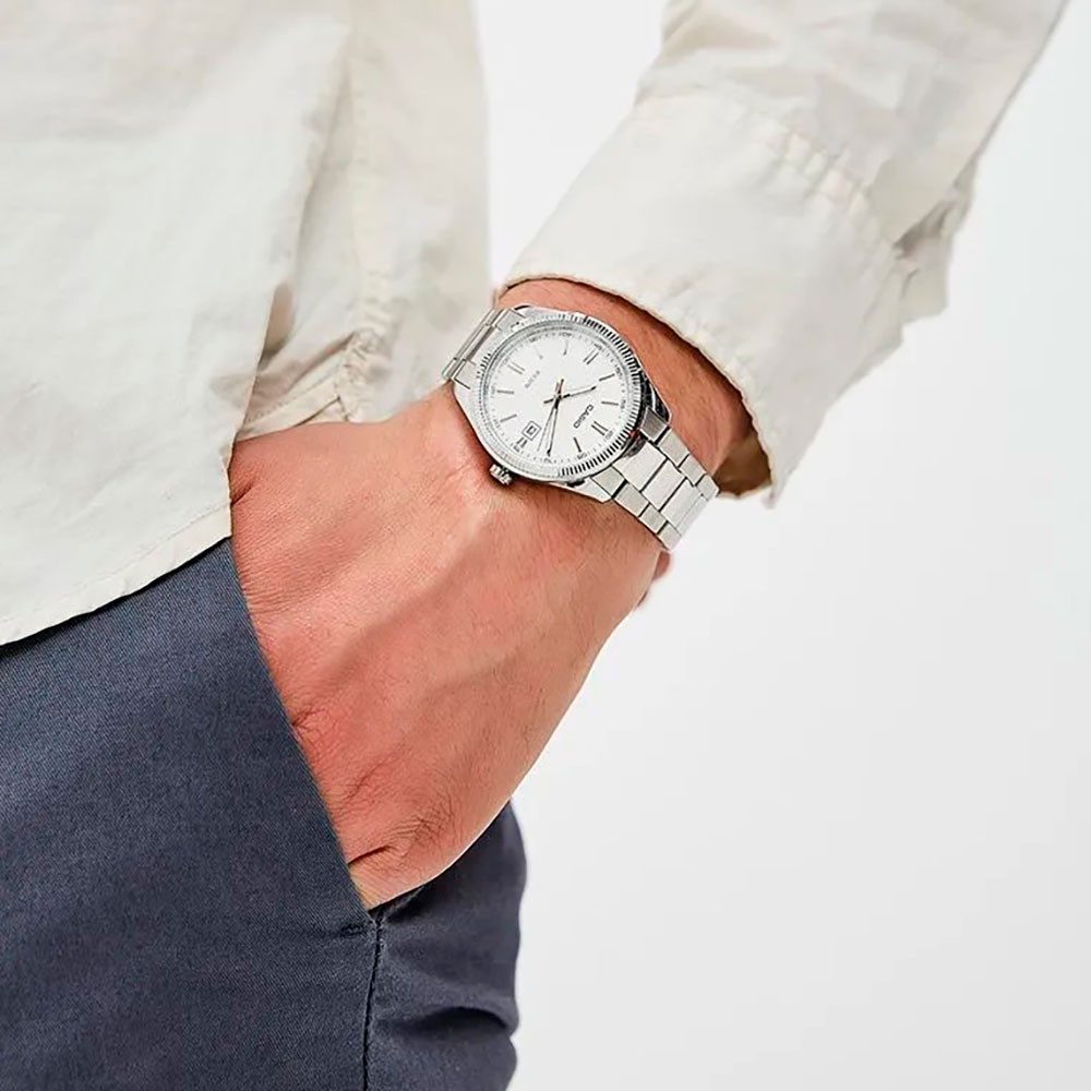Reloj Casio MTP-1302D-7A1 En Acero Elegante Para Hombre