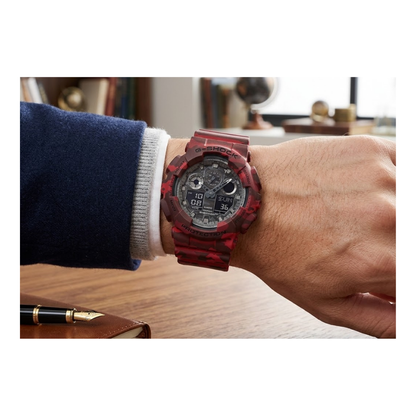 Reloj Casio G-SHOCK Para Hombre Deportivo GA-100CM-4ADR Rojo Camuflado Doble Hora