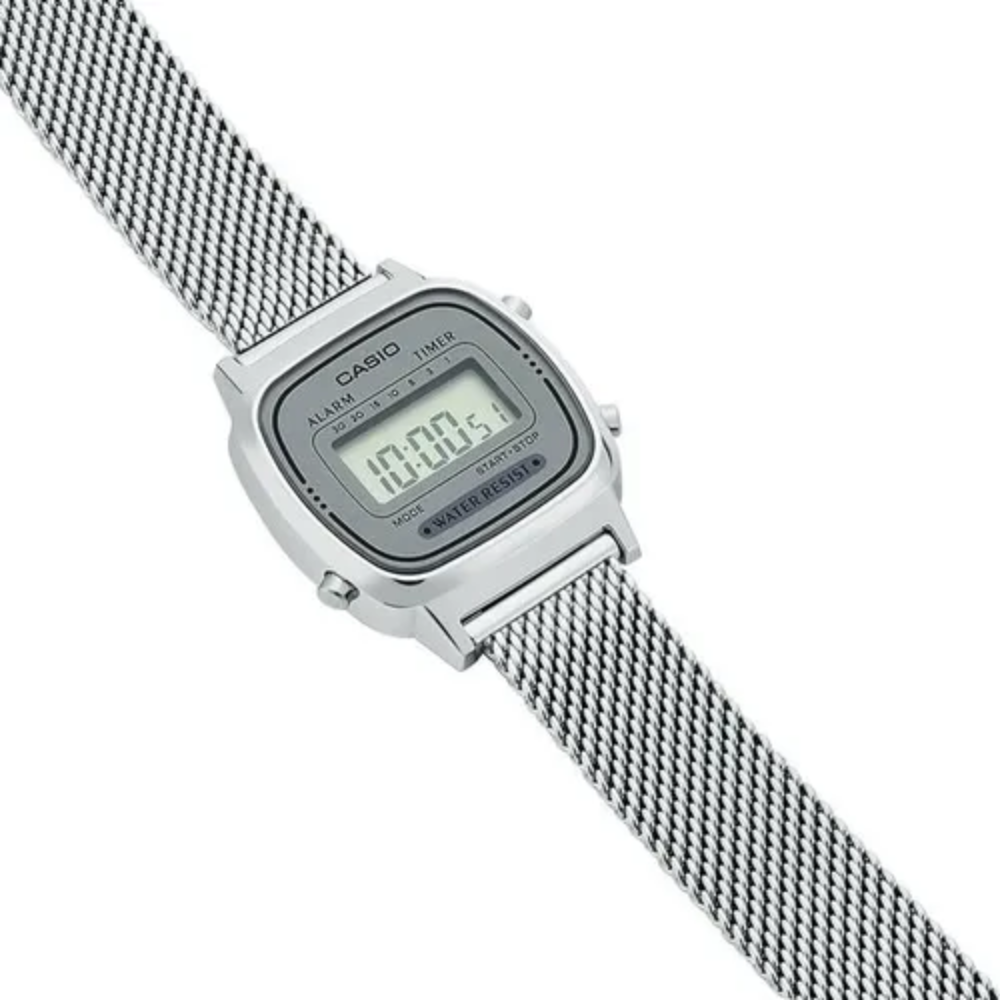 Reloj Casio Retro Vintage LA-670WEM-7D Plateado Para Mujer