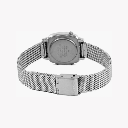 Reloj Casio Retro Vintage LA-670WEM-7D Plateado Para Mujer