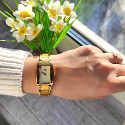 Reloj Casio LTP-1165N-9C En Acero Dorado Elegante Para Mujer
