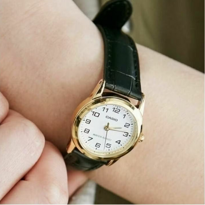 Reloj Casio LTP-V001GL-7B En Cuero Para Mujer