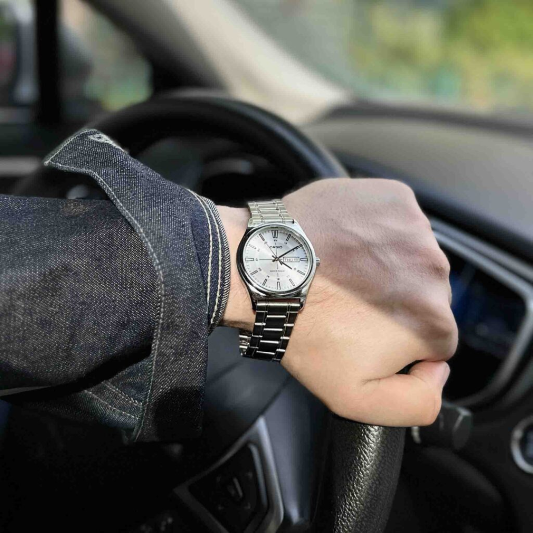 Reloj Casio MTP-V006D-7C En Acero Para Hombre Elegante