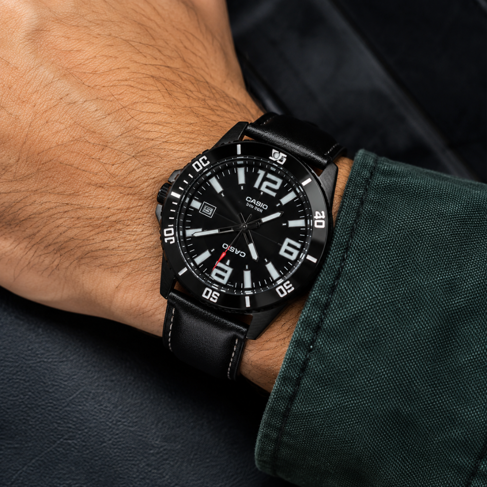 Reloj Casio MTP-VD01BL-1BV En Cuero Para Hombre