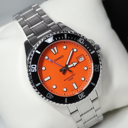 Reloj Casio Para Hombre MDV-10D-4A1VDF En Acero