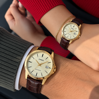 Reloj Casio Pareja V004GL-9A Casual en Cuero Café