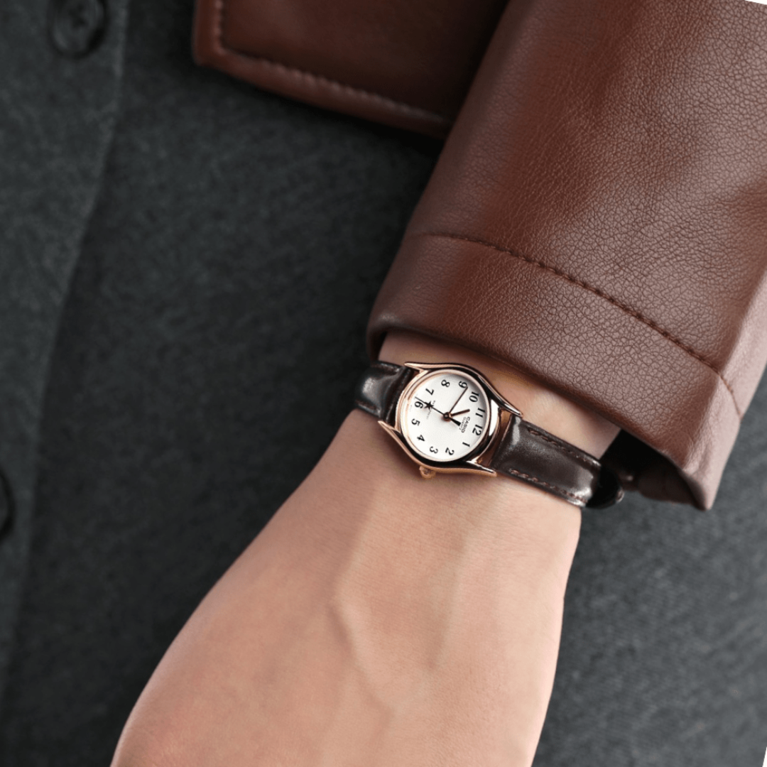 Reloj Casio ltp-1094q-7b4 Original Elegante Para Dama - Marron